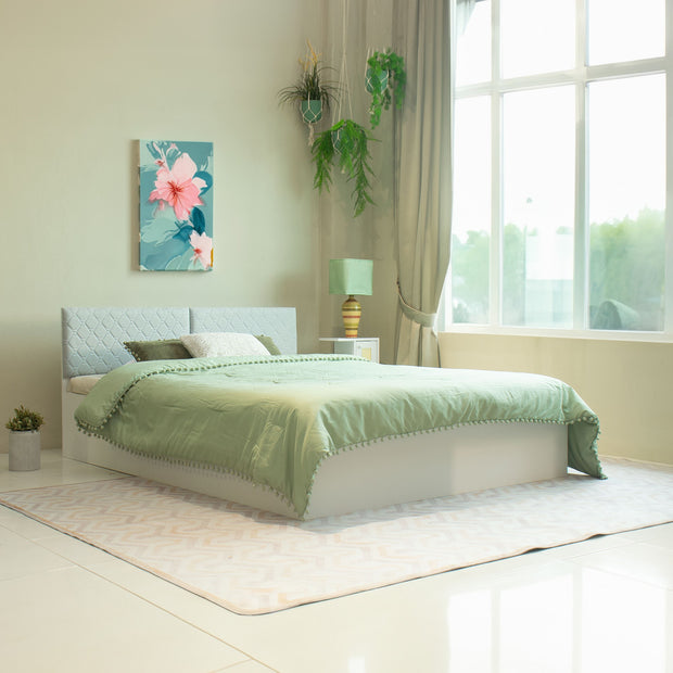 سرير كوين فاخر فاخر بقاعدة بيضاء مع صندوق تخزين (غير منسوج)