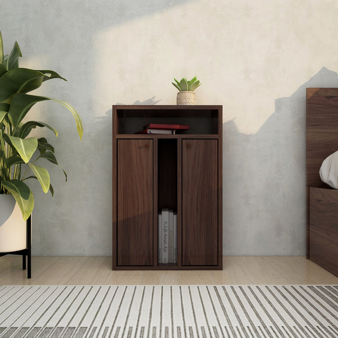 Ren Bedside Table – Compact Wooden Nightstand with Storage Drawer