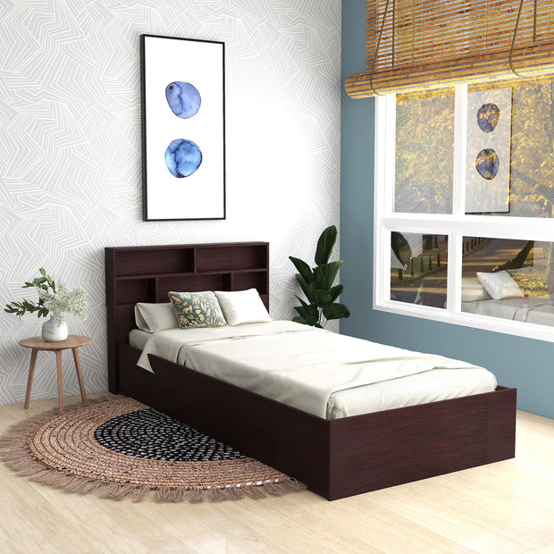 Room view: Takeo single bed with bedside table
