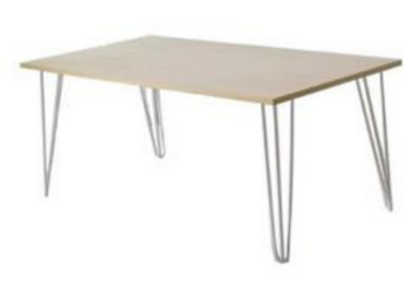 طاولة طعام أوريت - لمسة نهائية من خشب البلوط الفاتح